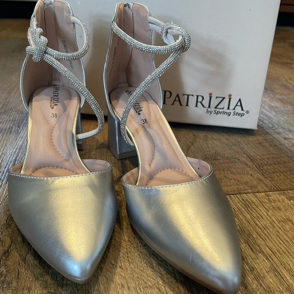 Patrizia Eluned Silver Sparkly Women's Ankle Strap Dress Shoes‎ By Spring Step - Picture 4 of 11